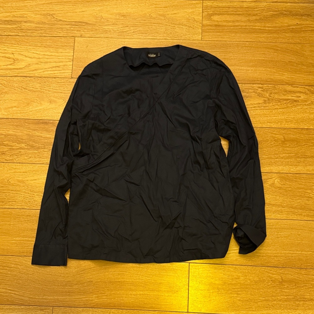 Kate Spade Navy Blouse With Modern Design